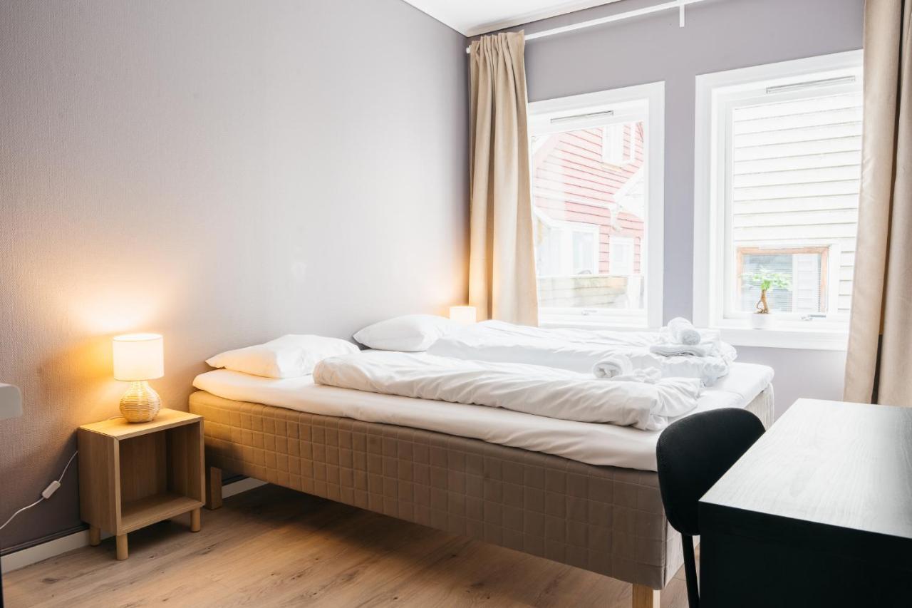 S54 - Private Rooms In The City Center Берген Екстериор снимка