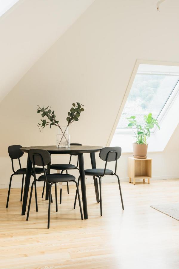 S54 - Private Rooms In The City Center Берген Екстериор снимка