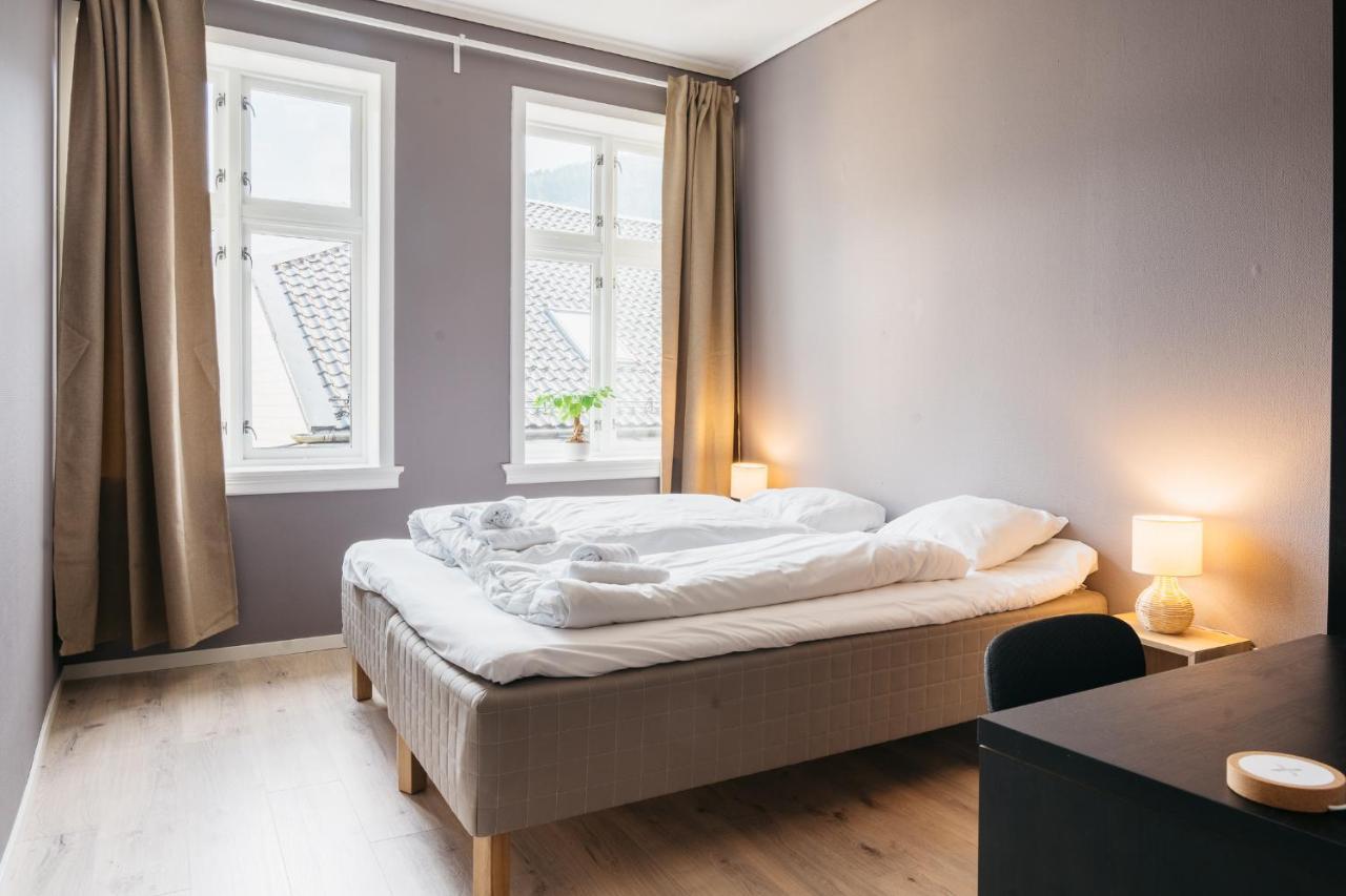 S54 - Private Rooms In The City Center Берген Екстериор снимка