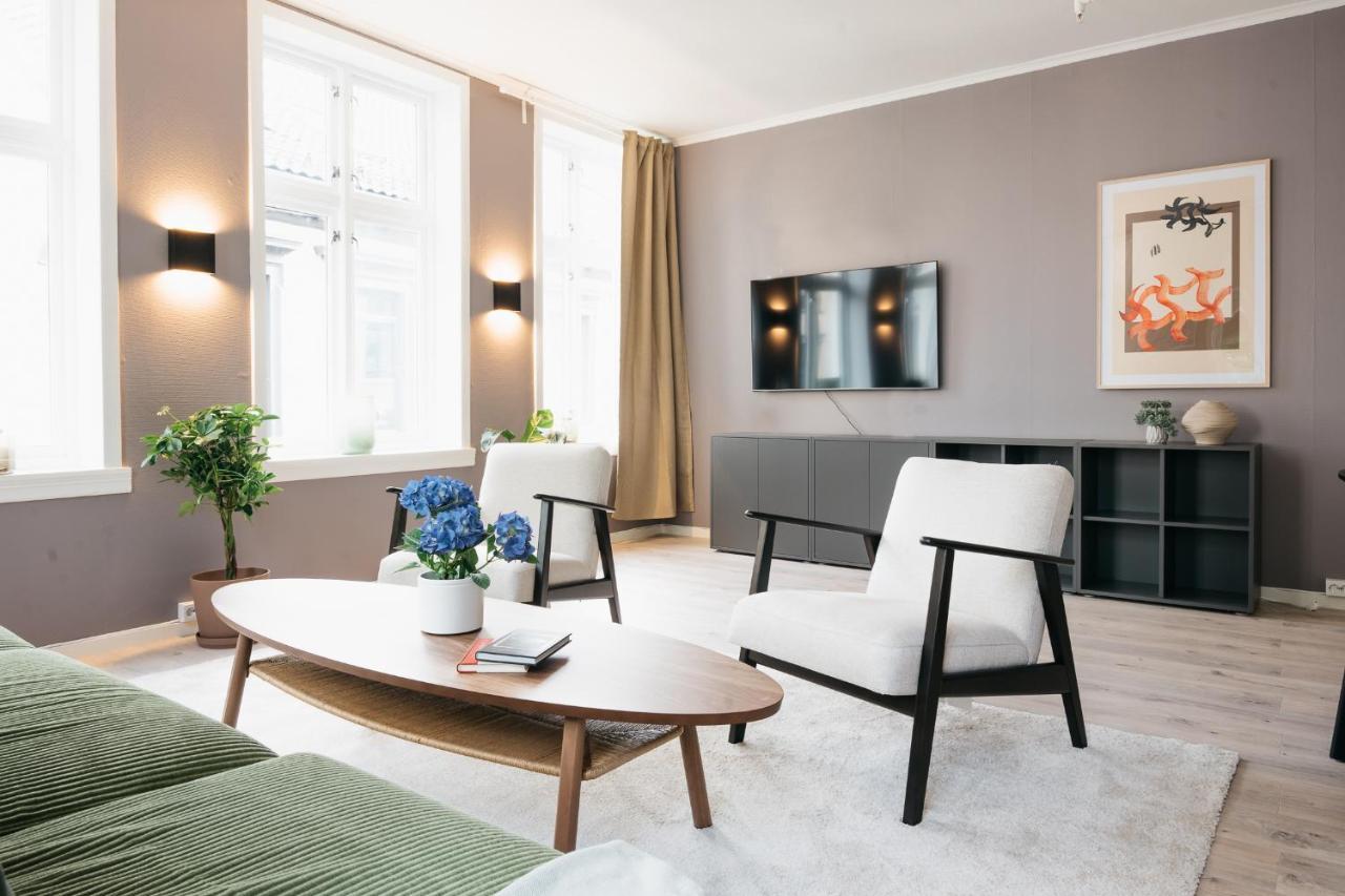 S54 - Private Rooms In The City Center Берген Екстериор снимка
